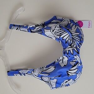 Freya Women's Mali Beach Plunge Bikini Top- Size 30M- New!